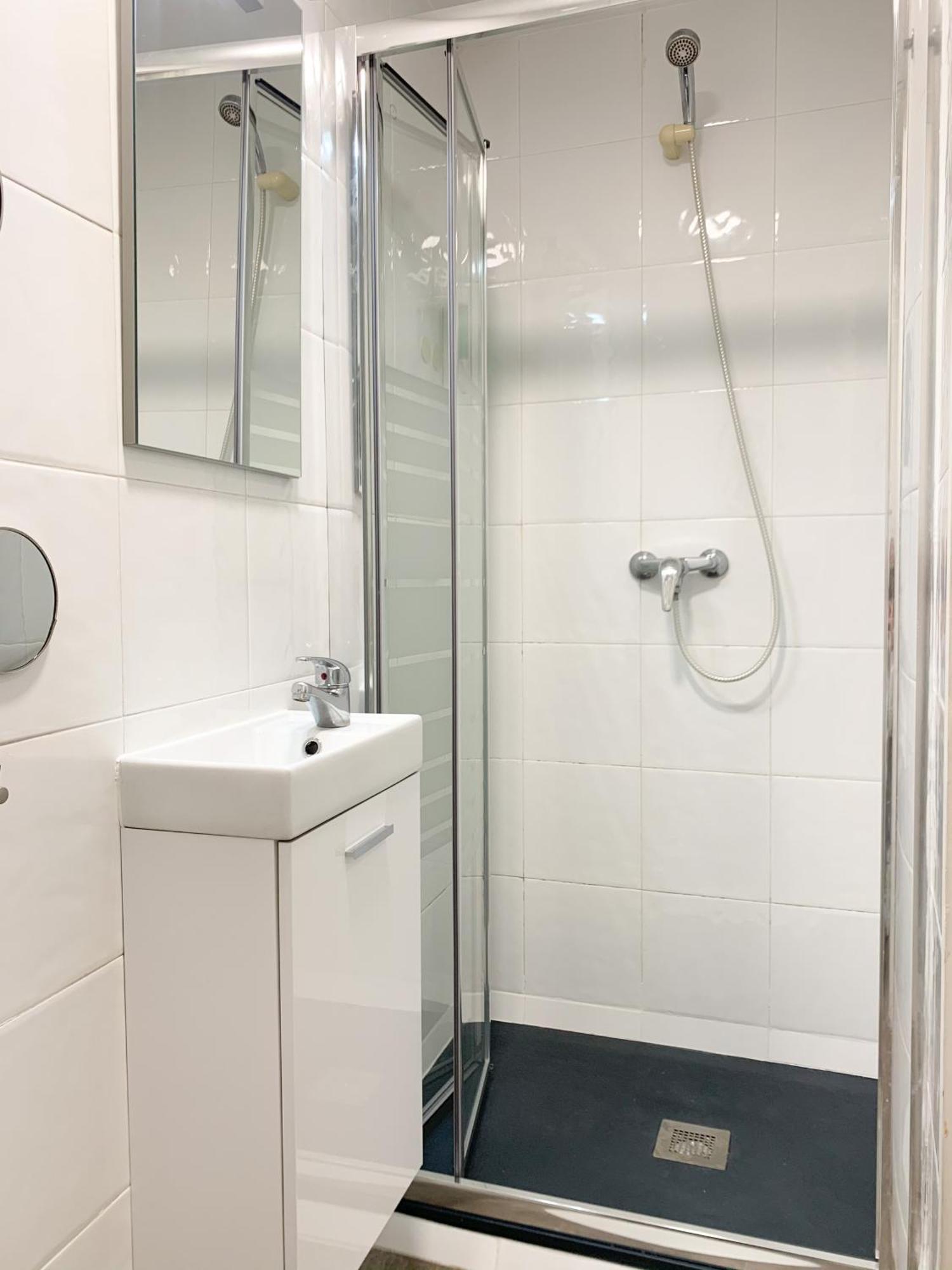Ferienwohnung Creu Fira Hostafrancs Barcelona Exterior foto